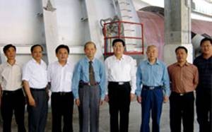 2004年9月17日，時(shí)任江西省人民政府副省長(zhǎng)孫剛、九江市人民政府常務(wù)副市長(zhǎng)李放視察江西亞?wèn)|。