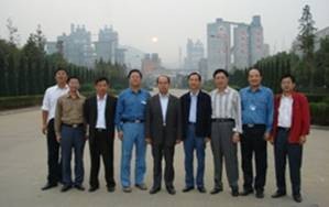 2007年10月24日，國(guó)家發(fā)改委經(jīng)濟(jì)運(yùn)行局副局長(zhǎng)賈銀松考察江西亞?wèn)|