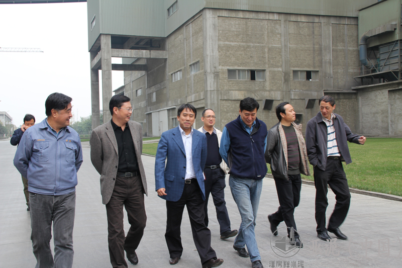 2010年11月16日，成都市臺(tái)辦主任戴浚視察四川亞?wèn)|